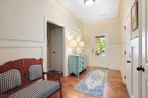 479 Holly Dr, Gainesville GA 30501-2142 exterior