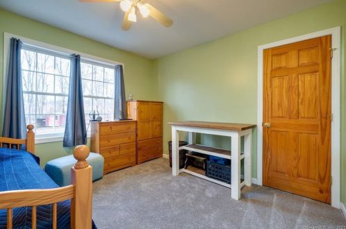 232 Burnham Rd, Exeter CT 06249-1404 exterior