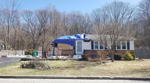 132 Annette Ave, Woonsocket RI  02895-3902 exterior