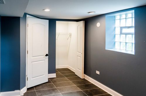 10205 Wallace St, Chicago IL 60628-1831 exterior