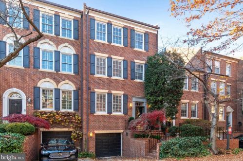 3737 Winfield Ln, Washington, DC 20007-2398