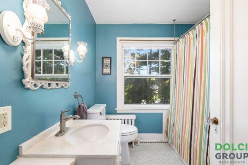 2930 Leonard St, Grand Rapids MI 49534-6856 exterior