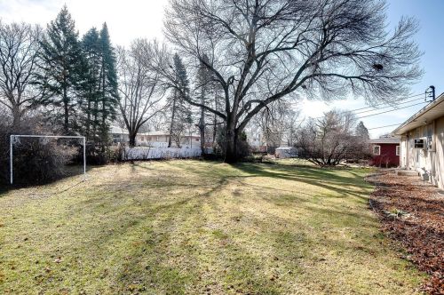 136 20 Ave, South Saint Paul MN 55075-2159 exterior