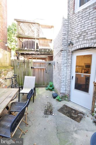 1904 Calvert St, Washington DC 20008-2665 exterior