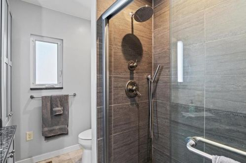 187 42 St, Pittsburgh PA 15201-3137 exterior