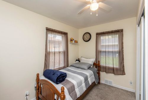 4625 74, Milwaukee WI 53218-4750 exterior