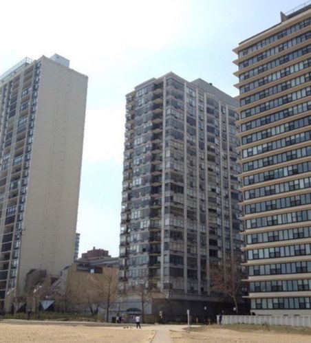 5757 Sheridan Rd, Chicago IL  60660-4735 exterior