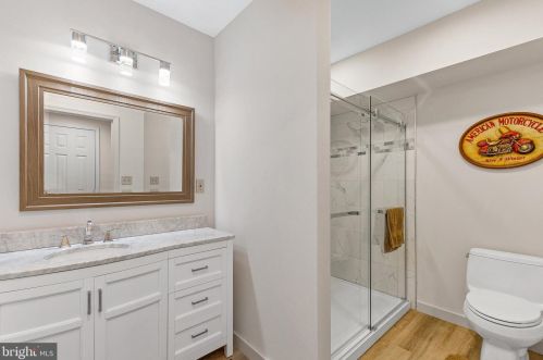 925 Hunting Lake Dr, Huntingtown MD 20639-2704 exterior