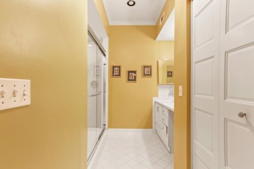 5615 Chemin De Vie, Atlanta GA 30342-2577 exterior