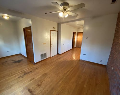 2854 Belden Ave, Chicago IL 60647-2917 exterior