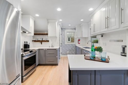 54 Kendal Ave, Maplewood NJ  07040-1143 exterior