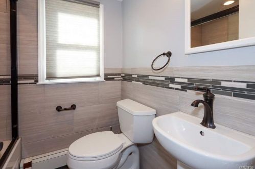 314 Everard St, Huntington Station NY 11746-7008 exterior