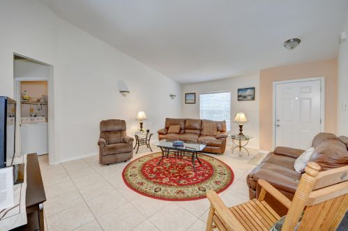 5967 Baylor Ave, Fort Pierce FL 34986-3634 exterior