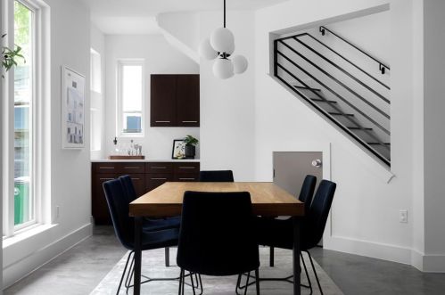 611 Fletcher St, Austin TX  78704-5028 exterior