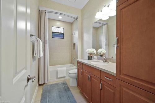 6790 Canwick Cove Cir, Naples FL 34113-3207 exterior