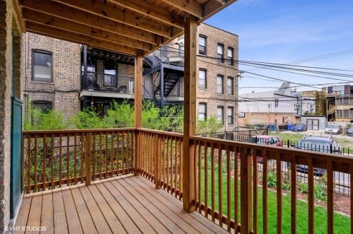 4753 Paulina St, Chicago IL  60640-7580 exterior