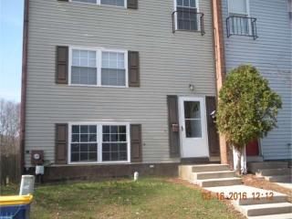 13 Farnsworth Rd, Newark, DE 19713-3826