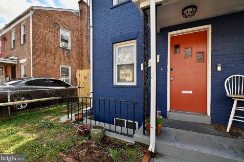 4809 B St, Washington DC  20019-5135 exterior