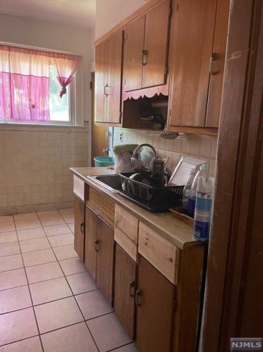 363 28th St, Paterson NJ  07514-1816 exterior