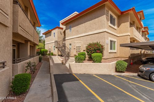 10410 Cave Creek Rd, Phoenix AZ  85020-1644 exterior