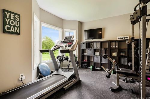 279 North St, Ridgefield CT  06877-2512 exterior