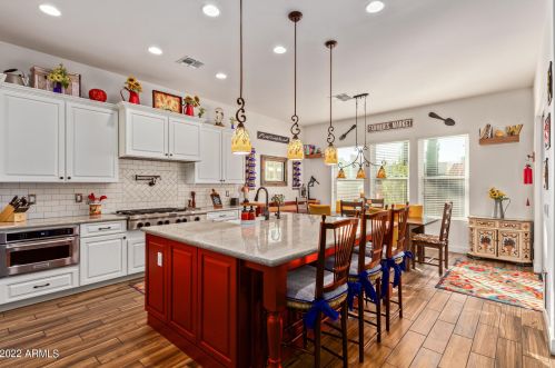 5310 2nd St, Phoenix AZ 85085-7756 exterior