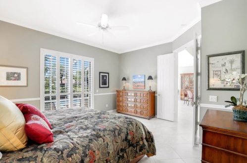 5272 Hawkesbury Way, Naples FL 34119-9581 exterior