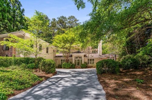 1070 Ferncliff Rd, Atlanta, GA 30324-2555