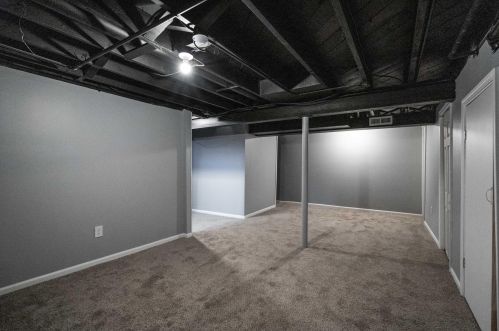 5177 45, Milwaukee WI 53208-3604 exterior