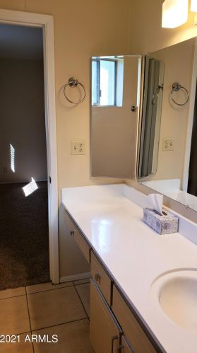 2201 Corrine Dr, Phoenix AZ 85032-7337 exterior