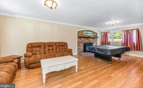 1070 Carson Dr, Huntingtown MD 20639-9507 exterior