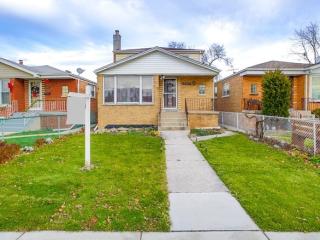 4837 Long Ave, Chicago IL  60638-1713 exterior