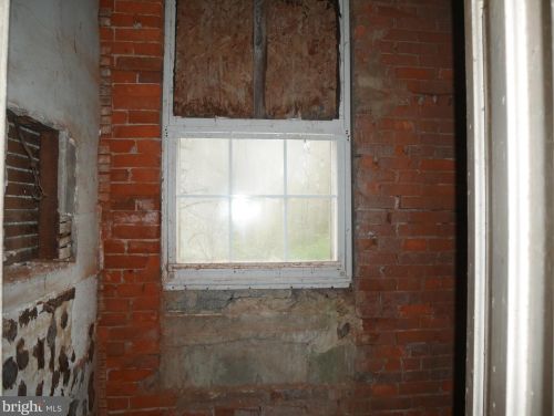 3311 16th St, Philadelphia PA  19140-4902 exterior