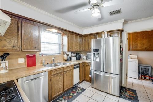 20342 Atascocita Shr Dr, Humble TX 77346-1632 exterior