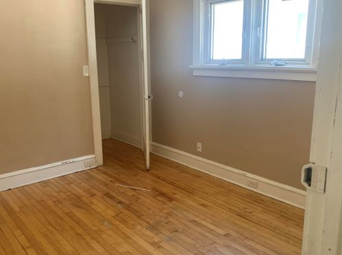 5311 33, Milwaukee WI 53209-4824 exterior