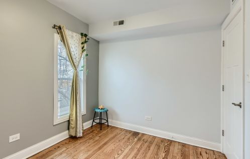 209 19 Ave, Broadview IL 60153-1727 exterior