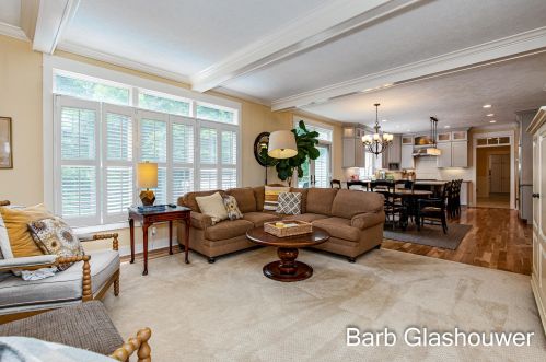 4424 Whitewood Farms Dr, Grand Rapids MI 49525-3487 exterior