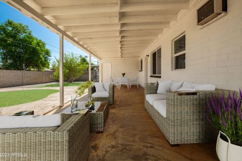 2925 42nd Ave, Phoenix AZ  85019-4323 exterior