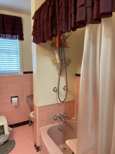 1204 Custer St, Seymour TX 76380-4008 exterior