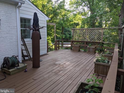 4855 Reservoir Rd, Washington DC  20007-1543 exterior