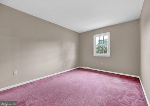 1739 Conard Rd, Lancaster PA 17602-1302 exterior