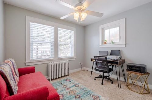 1041 Biltmore Ave, Pittsburgh PA 15216-2305 exterior