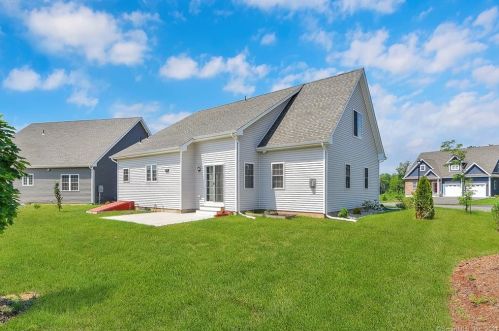 41 Windermere Vlg Rd, Ellington CT exterior