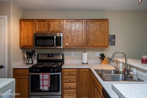 3021 Imagination Dr, Tucson AZ  85730-1271 exterior