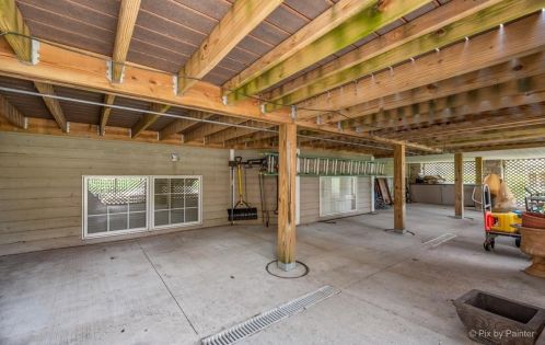 5612 Meadowbrook Ln, Bull Valley IL 60014-3009 exterior