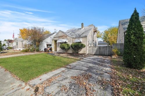 8839 Mozart Ave, Chicago IL  60805-1141 exterior