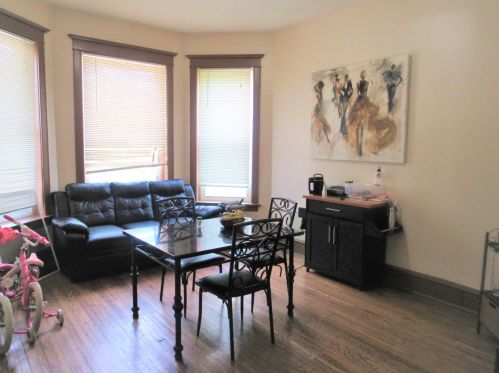 5541 Peoria St, Chicago IL 60621-2233 exterior