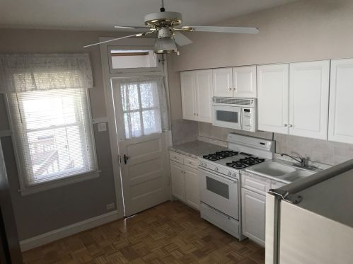 6139 Melrose St, Chicago IL 60618-5907 exterior