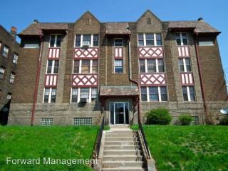 5649 Phillips Ave, Pittsburgh PA  15217-2282 exterior
