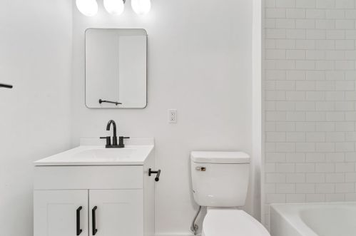 3828 Henley Dr, Pittsburgh PA  15235-5041 exterior